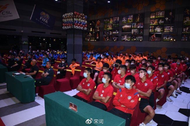 英语老师的胸好软我把她强了